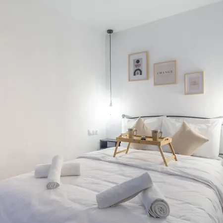 Elegant Apartment For Friends & Couples Candia Esterno foto
